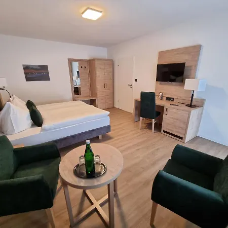 Zum Jaegerhaus Ξενοδοχείο