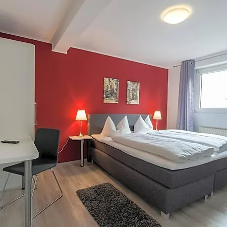Zum Jaegerhaus 호텔