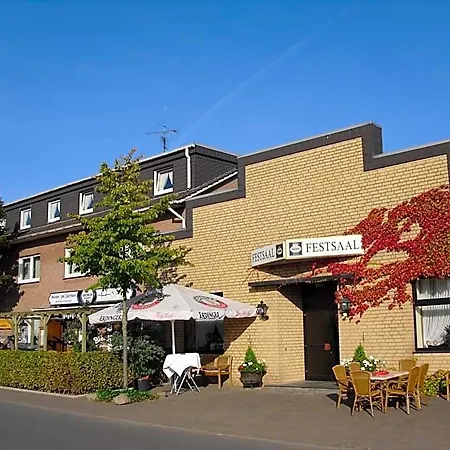 호텔 Zum Jaegerhaus 3*