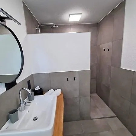 Zum Jaegerhaus 3* 브레덴