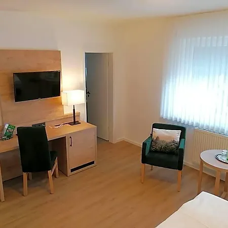 Zum Jaegerhaus 호텔 3*