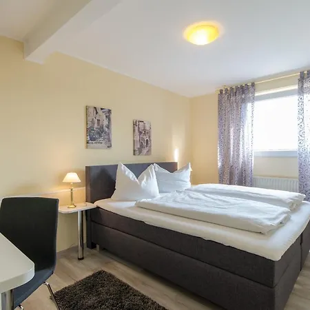 Zum Jaegerhaus Hotel 3*