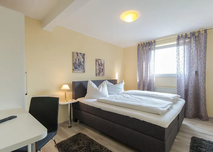 Zum Jaegerhaus Hotel 3*