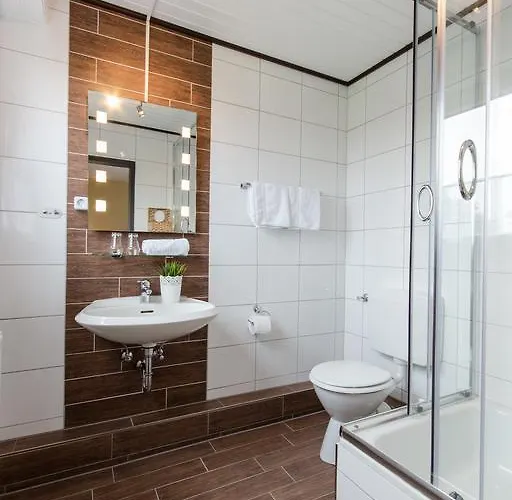 Zum Jaegerhaus Hotel 3*